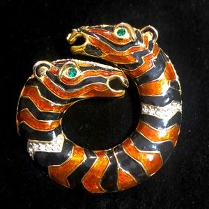 Unique Vintage Dual Tiger Head Brooch